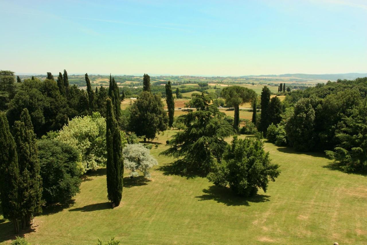 Castello Di Sovicille - Residenza D'Epoca Bed and Breakfast Εξωτερικό φωτογραφία