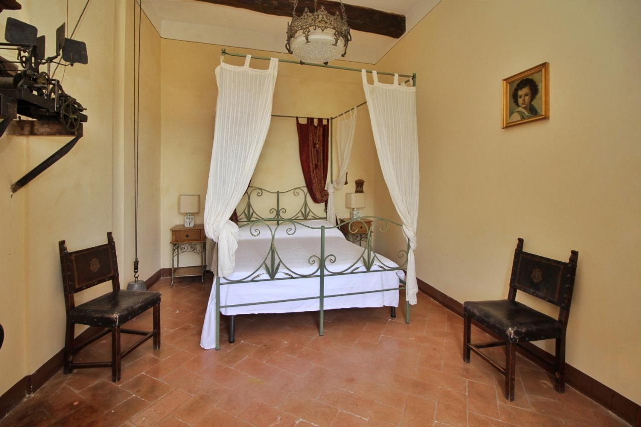 Castello Di Sovicille - Residenza D'Epoca Bed and Breakfast Εξωτερικό φωτογραφία