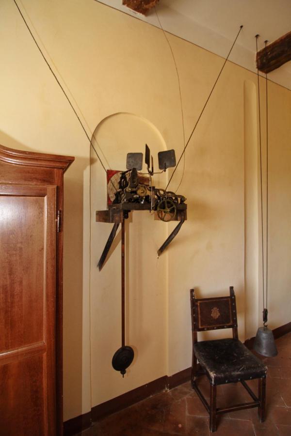 Castello Di Sovicille - Residenza D'Epoca Bed and Breakfast Εξωτερικό φωτογραφία