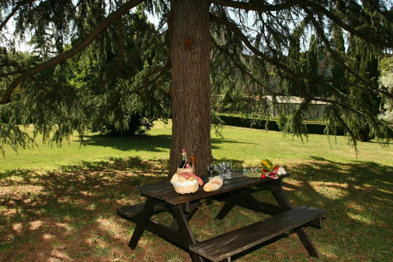 Castello Di Sovicille - Residenza D'Epoca Bed and Breakfast Εξωτερικό φωτογραφία