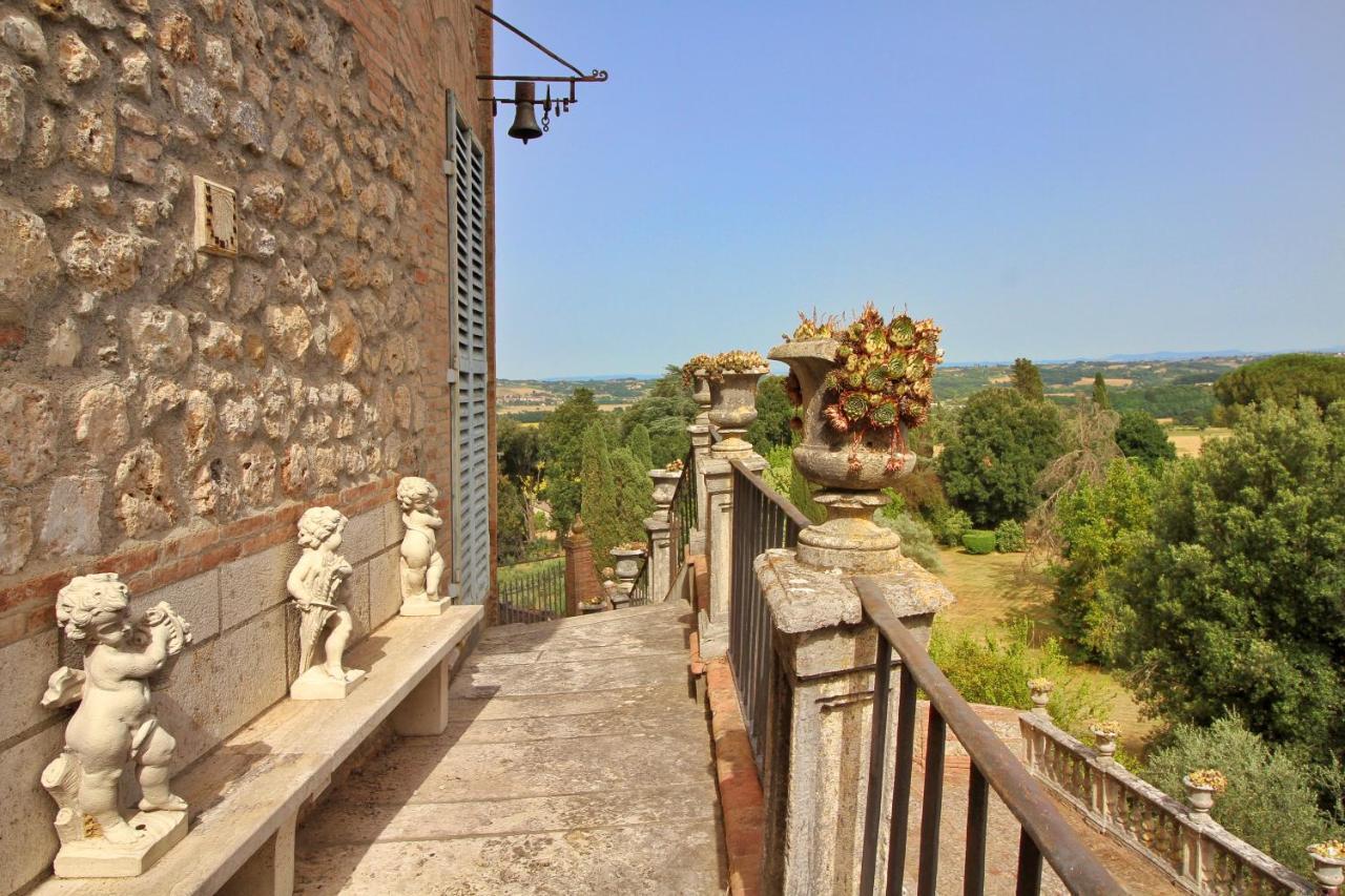 Castello Di Sovicille - Residenza D'Epoca Bed and Breakfast Εξωτερικό φωτογραφία