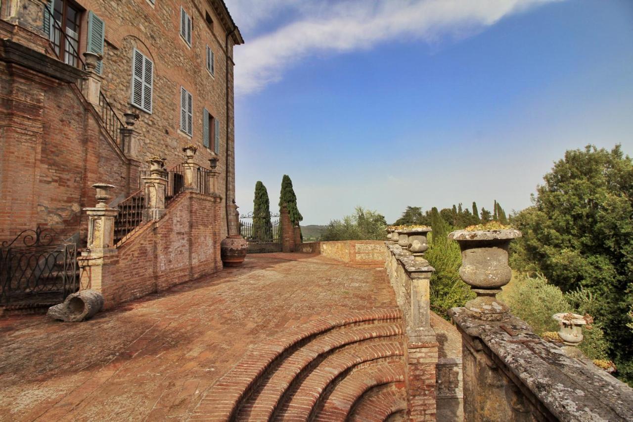 Castello Di Sovicille - Residenza D'Epoca Bed and Breakfast Εξωτερικό φωτογραφία