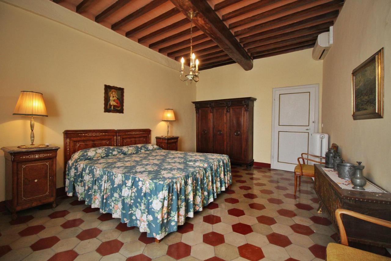 Castello Di Sovicille - Residenza D'Epoca Bed and Breakfast Εξωτερικό φωτογραφία