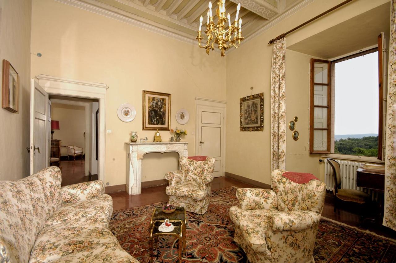 Castello Di Sovicille - Residenza D'Epoca Bed and Breakfast Εξωτερικό φωτογραφία
